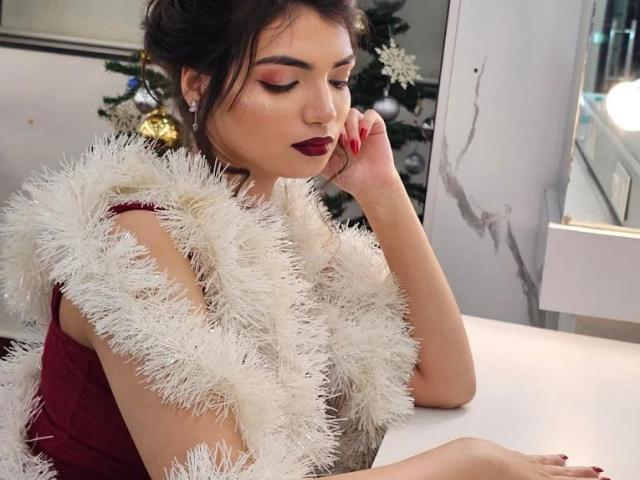 Lakme Academy Bandra, Powered by Aptech:-Professional Makeup Artist Course In Bandra