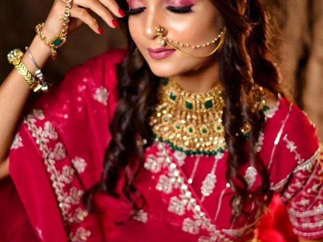 Best Makeup Academy in Satellite Ahmedabad