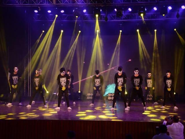 Kathak Dance Class In Mahaveer Nagar – Buskers Dance Institute