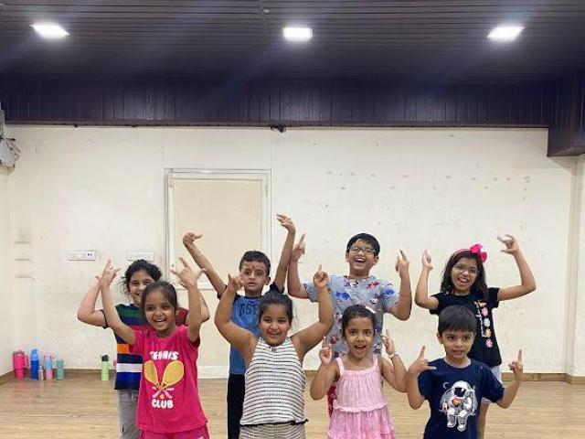 Kathak Dance Academy In Queens Road – Buskers Dance Institute