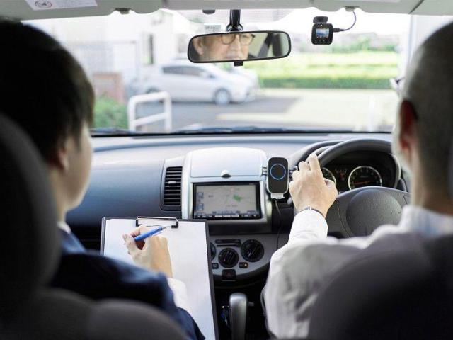 Local Driving Schools in Queens