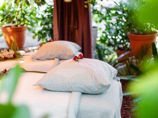 Couples massage in Deerfield Beach