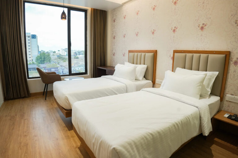 manchester Twin Deluxe King Room