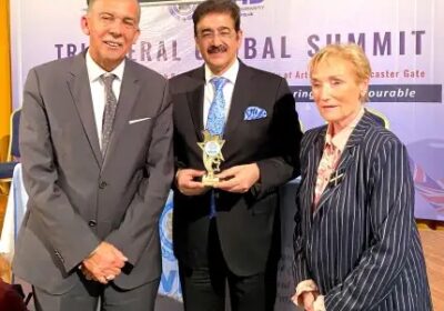 Sandeep-Marwah-Honoured-with-Global-Peace-Award-at-London