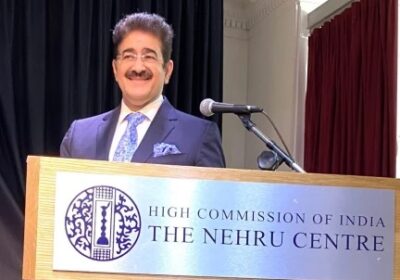 Sandeep-Marwah-Speaking-at-Nehru-Centre-London