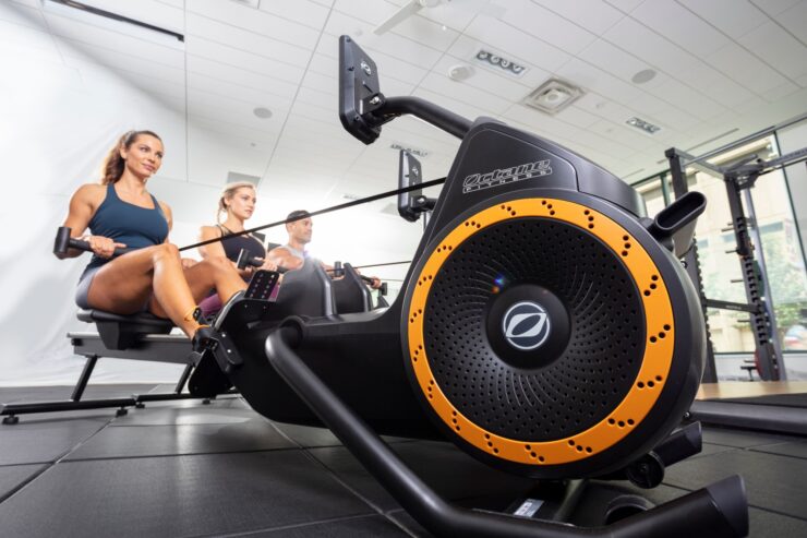 How to Use a Rowing Machine for the Best Gym Workout?