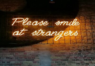 please-smile-at-strangers-neon-1