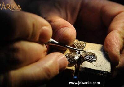 JDWARKA-Handcrafted-Gemstone-Silver-Jewelry-Manufacturer-4