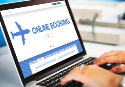online-booking-traveling-plane-flight-concept_53876-133675