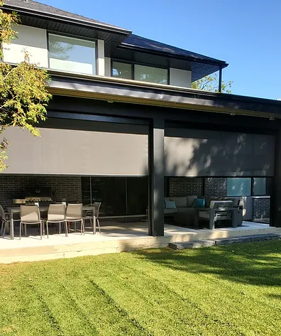 Achieve Perfect Shade with Motorised Zipscreen Blinds!