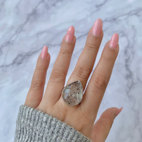 Super Seven Gemstone Jewelry: Unique Elegance and Healing Properties
