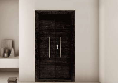 petra-black-door