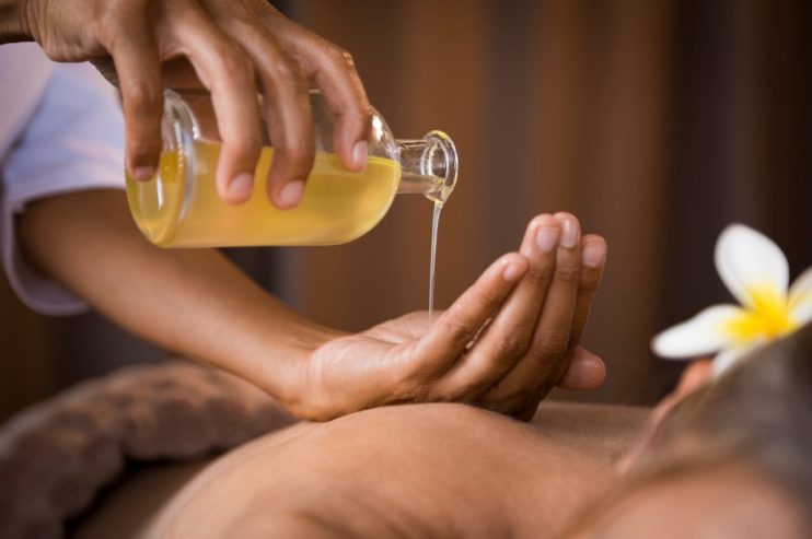 Eva Spa Mulund 8655635971